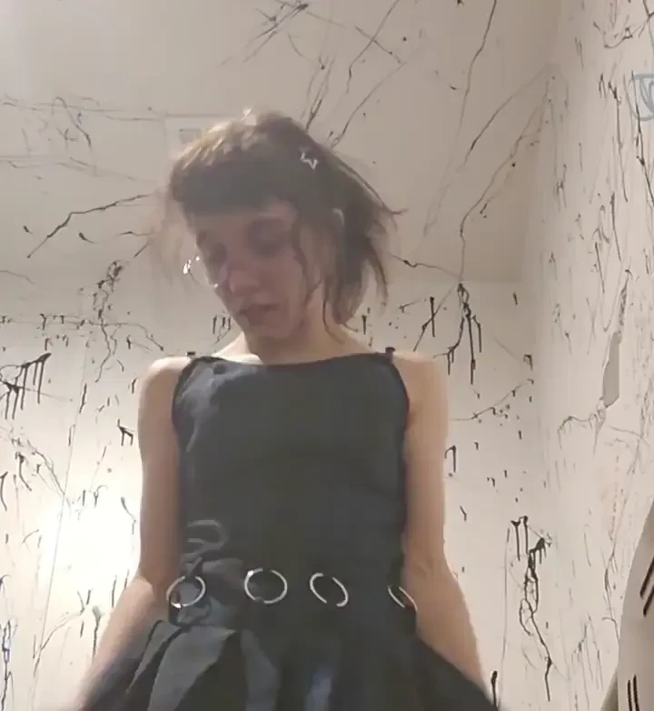 Pee vid from when i went to the bar gt lt pee fishnets part 1 