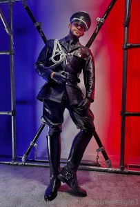 I love vk79 uniforms