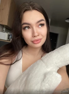 Hello i m anastasia anastasiaice i love coming up with new projects part 4