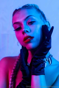 I ain t picture perfect but i am still worth the picture