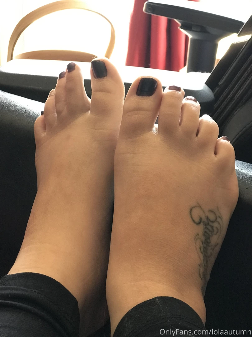 Afternoon sun on my toes part 1 