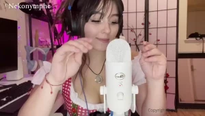 Skip to intro amp hand noises - 5 38 oily feet massage - 5 41 lotion