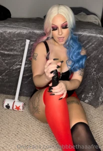 You wanted a joi solo video with that harley quinn cosplay right dm me