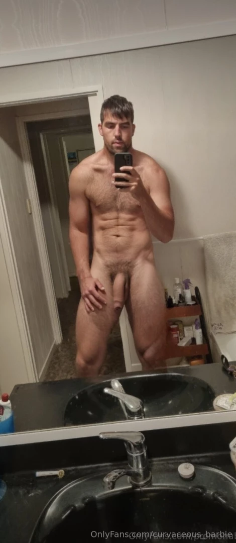 Ad 6ft 5 male large and uncut updating content regularly dm s are open 