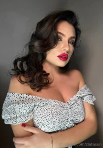 What caught your eye first part 238