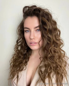 I m always looking for new acquaintances don t hesitate to message me