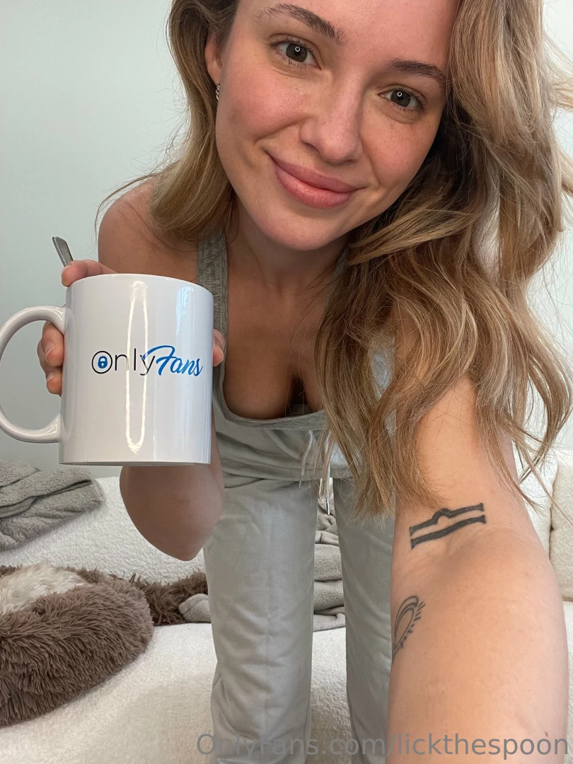 Morning coffee check 