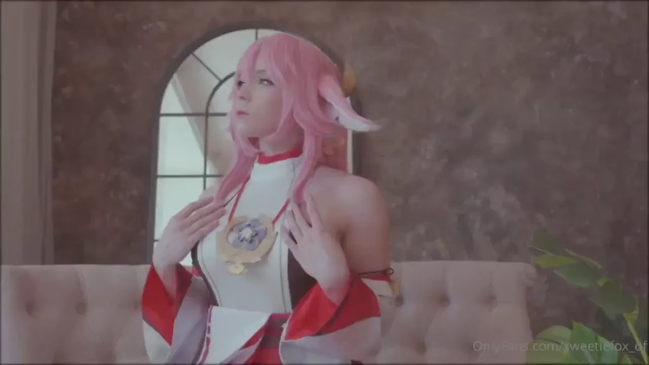 You deserve a quality content pretty vibe of yae miko by me first 