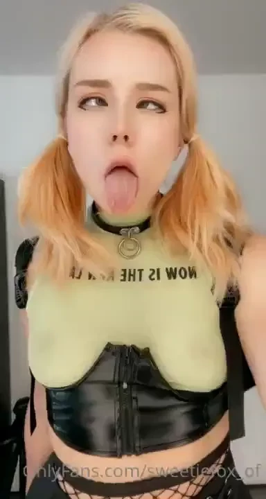 E-girl style outfit video and set soon 