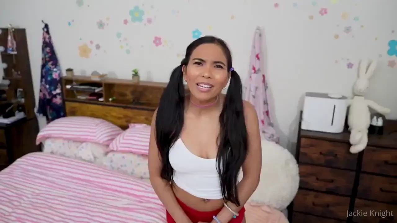 I caught my girlfriend s sister stealing 