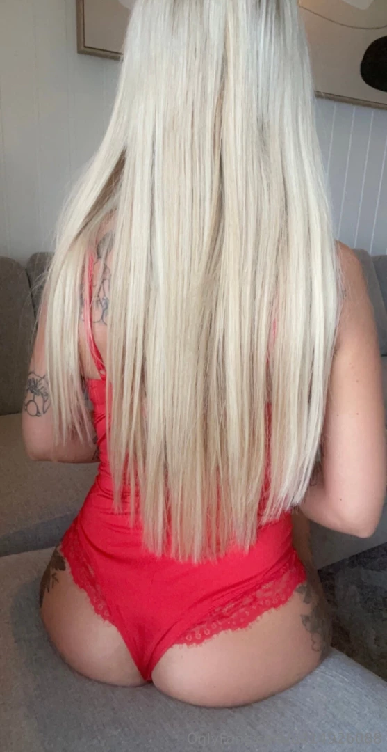 Sitter bare her jeg alene just sitting here alone part 1 