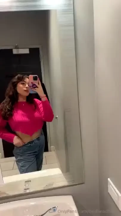 Pretty in neon pink 