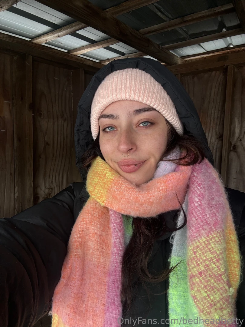 Chilly morning walk keep me warm when i get home 