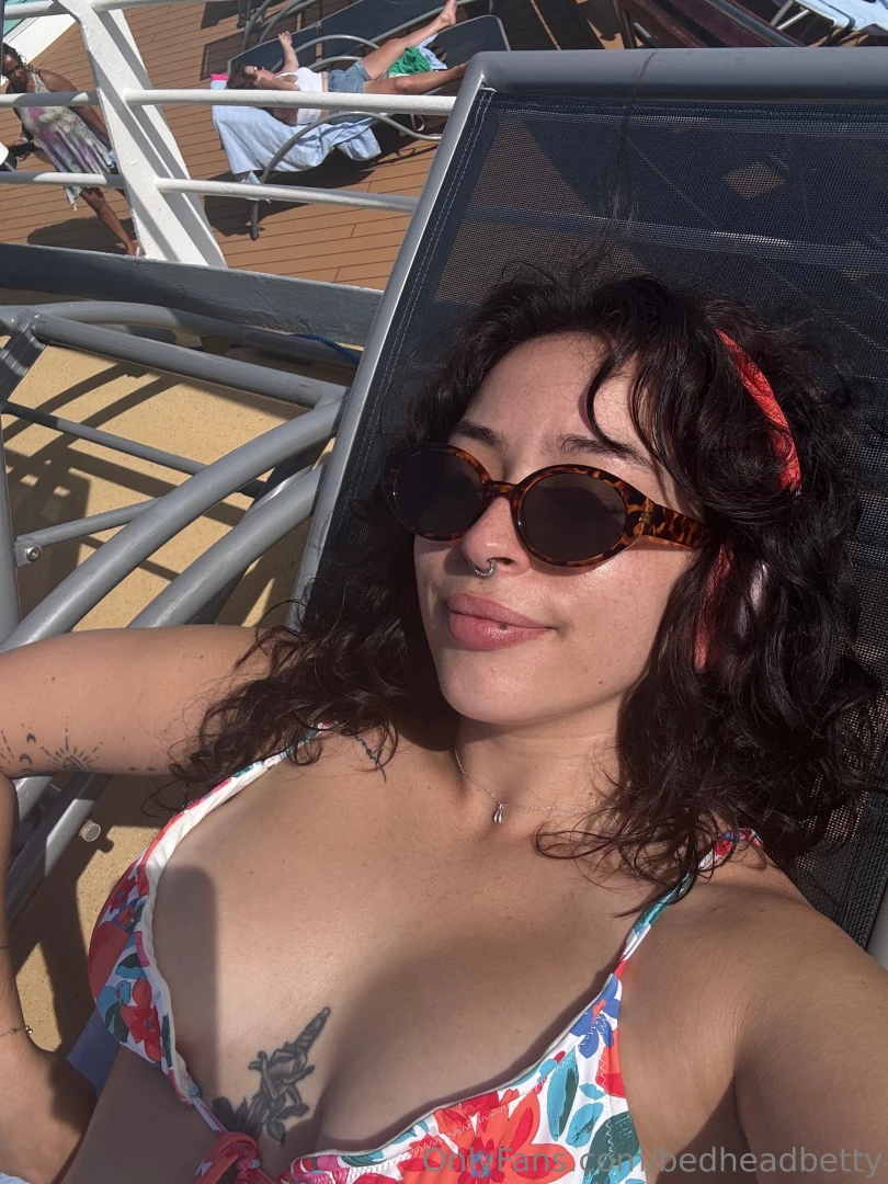 As hannah montana once said this is the life 