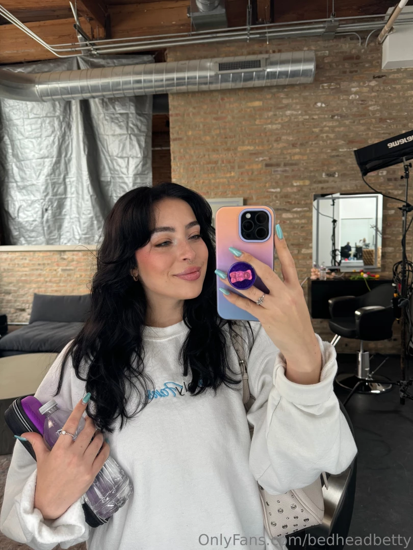 Let s stay in and be lazy today 