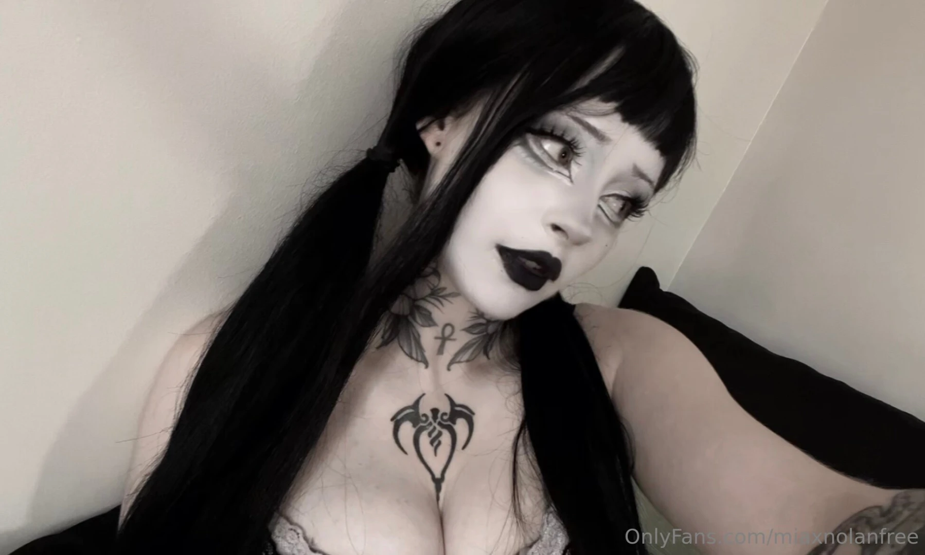 Goth girl do it better part 9 