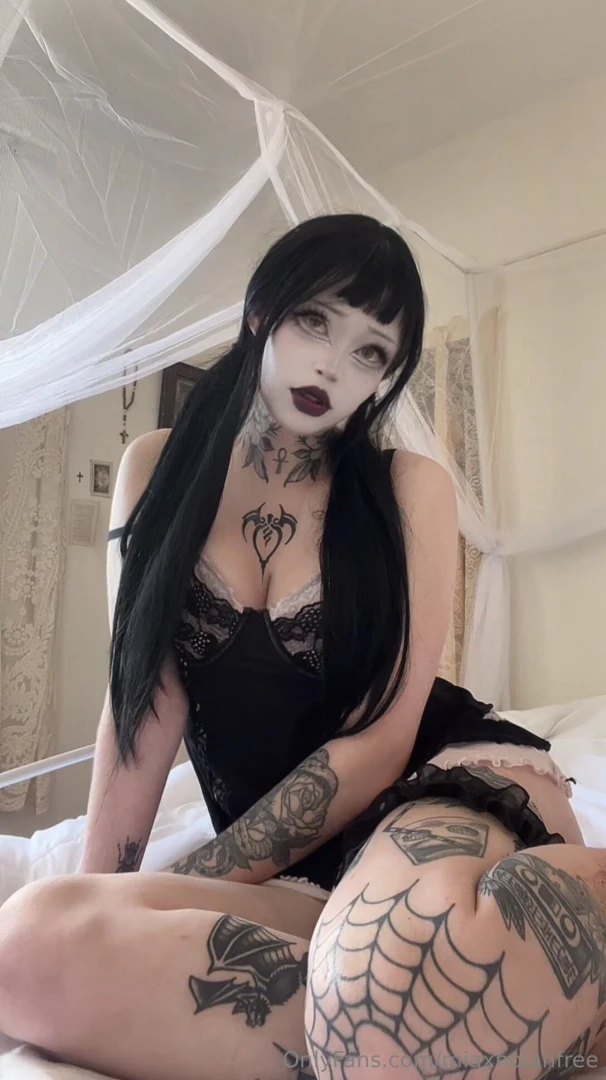 Goth girl do it better part 7 