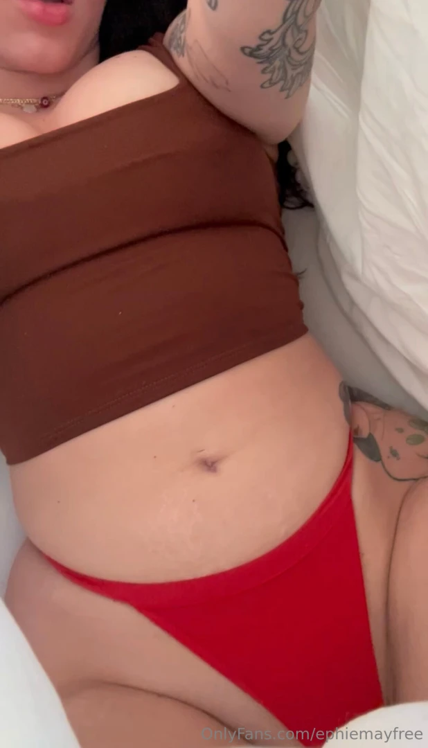 A little help sliding these off pleaseee 