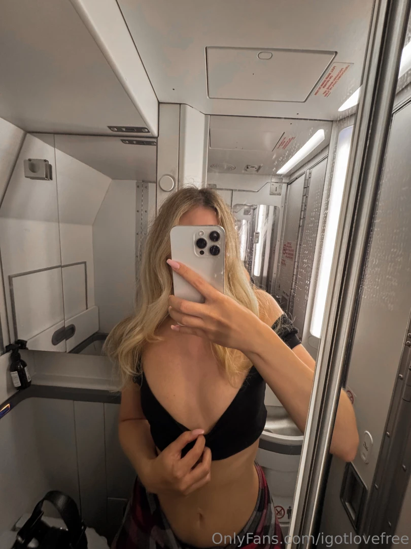 I always get a little naughty in airplane bathrooms this is the part 1 