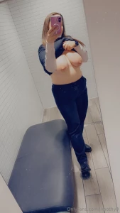 I didnt wear blue on purpose today