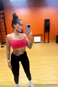She s ready for you loladivaa she is online right now and will drive part 84
