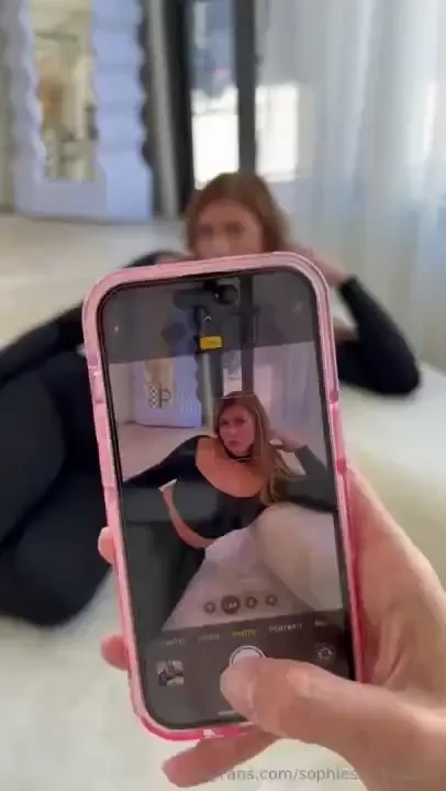 Wanna be my cameraman 