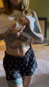 Cum play with me daddy i miss your cock