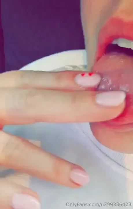 Really want to suck you dick 