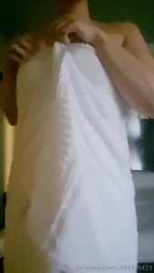 Wanna see my towel drop en liten tur i dusjen og mistet jeg visst h part 3