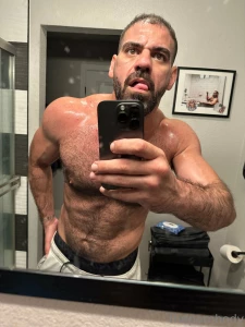 Pumped the f ck up most of you don t know that just a year ago i was