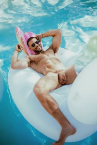 Happy birthday to me i m turning 36 on may 6th make sure i m spoiled