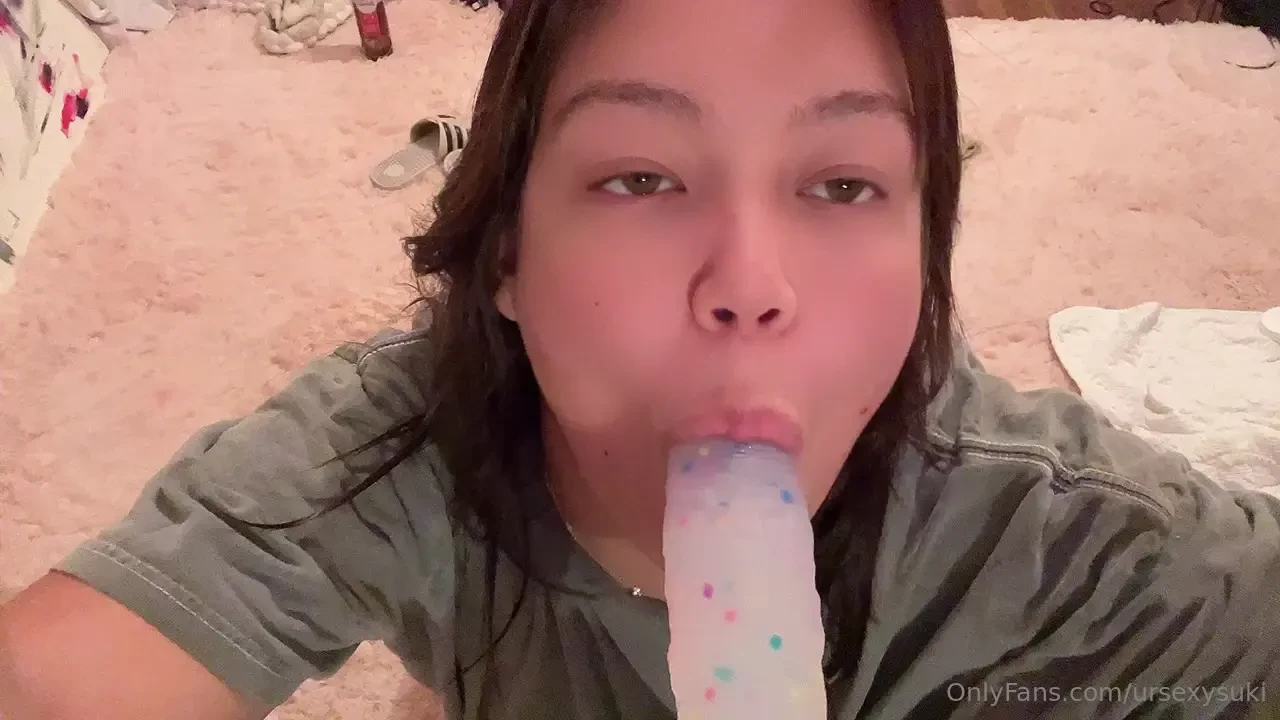 Watch ur pretty girl take it all 