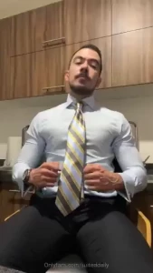 Suited up muscular jerk off fuck yes