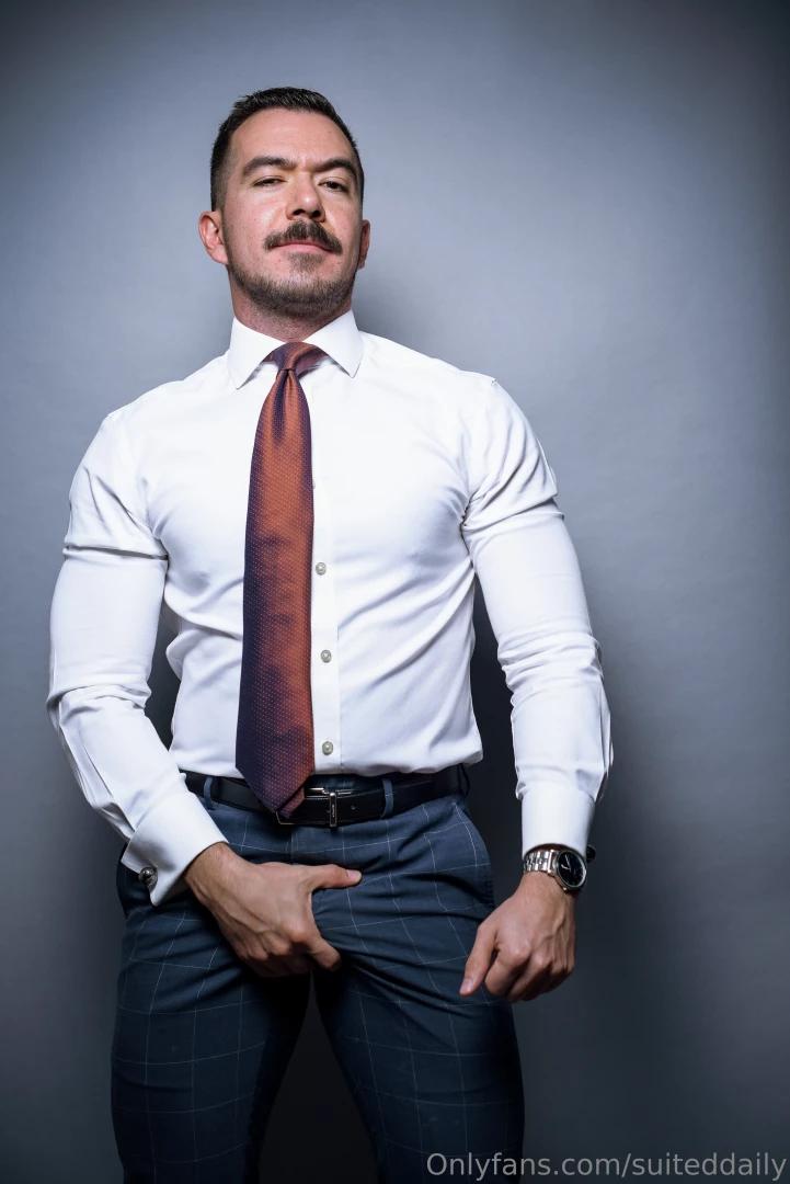 Come on man tight up your necktie and give me a hand 