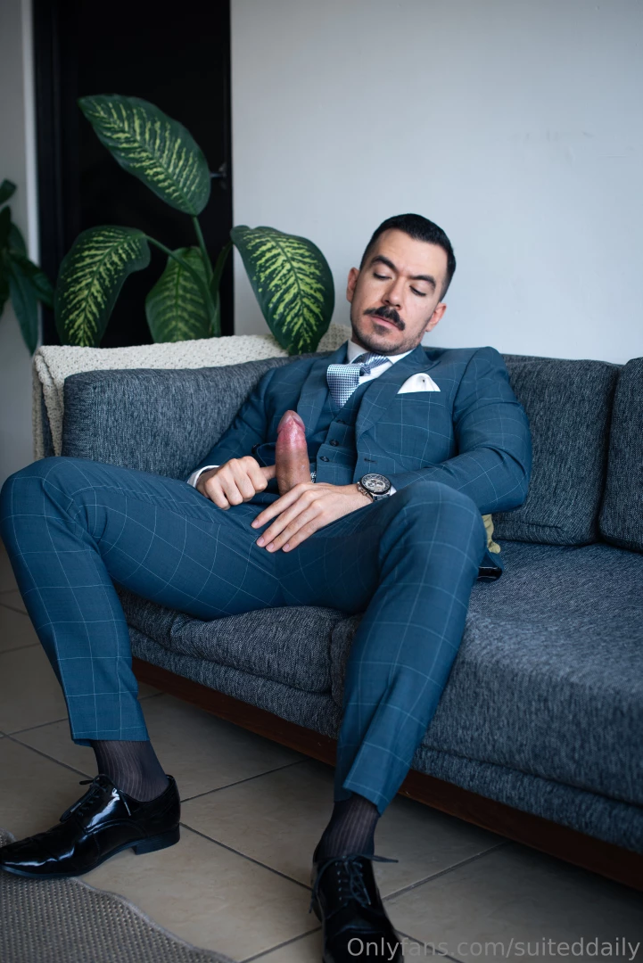 Who s gonna help me nut i was so horny i had to jump in the shower part 4 