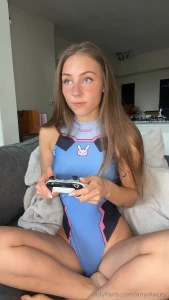 Let s game together babe