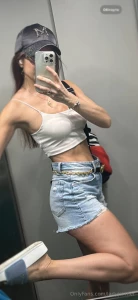 It s very very hot outside i love summer but not the heat sports time