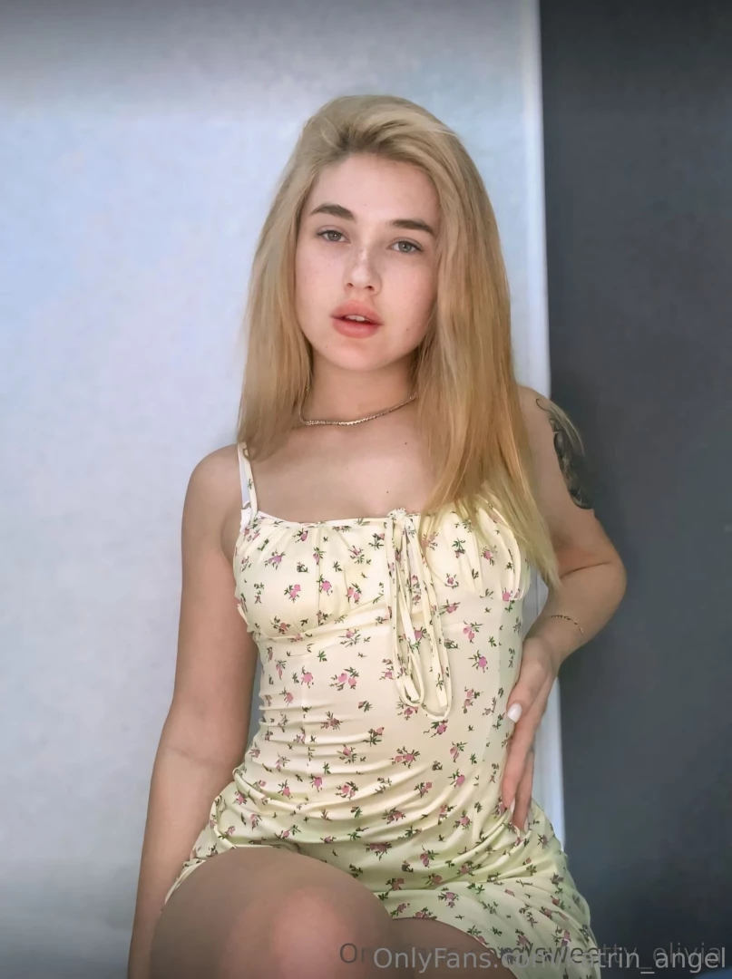 Free subscription today only sweetty_olivia always horny and wet bunny part 2 