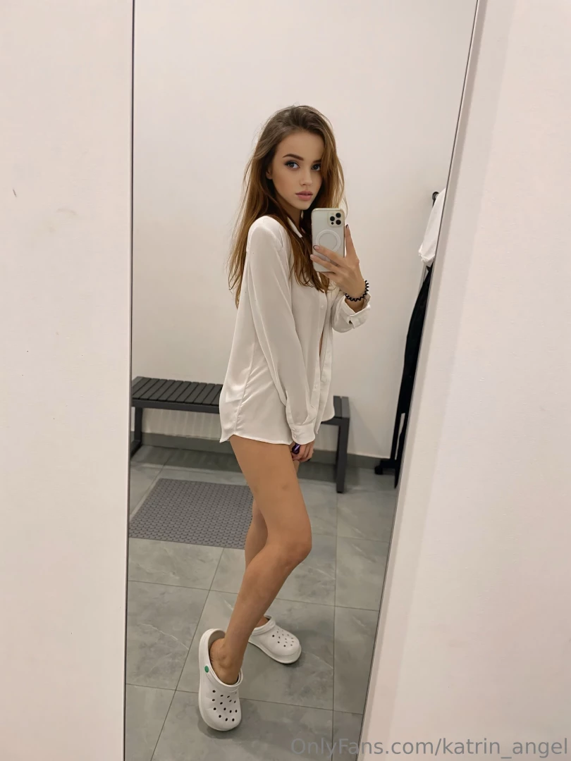 Stop scrolling leriberrry so kinky for her age but she s online now so part 16 