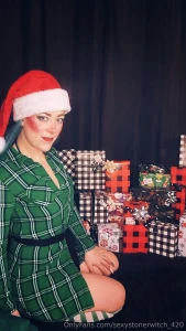 T was the day before christmas when all through the house not a soul part 2