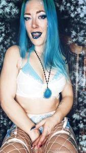Good morning from your frosty mistress