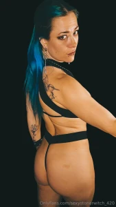 Morning how s the view babe