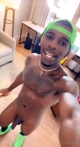 Dallas i m here doing nude cuttz today and tomorrow book your