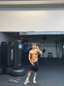 The good lightning i would say let s workout together but i m pretty part 2