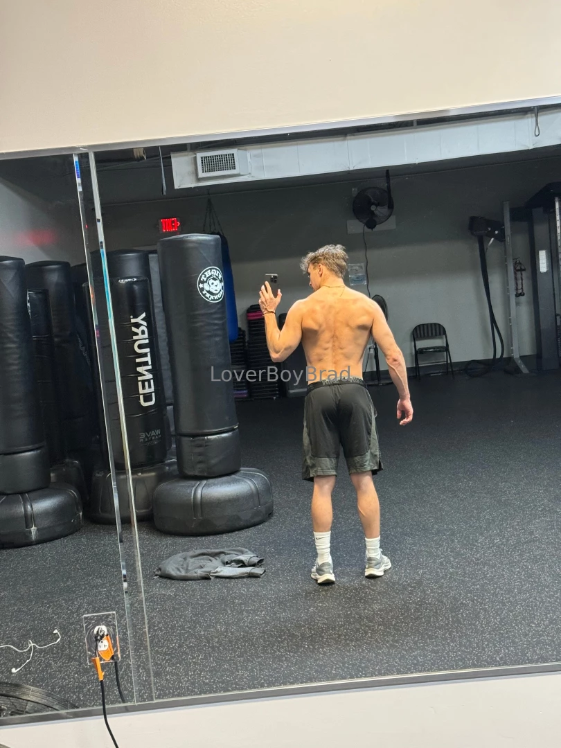 The good lightning i would say let s workout together but i m pretty part 3 