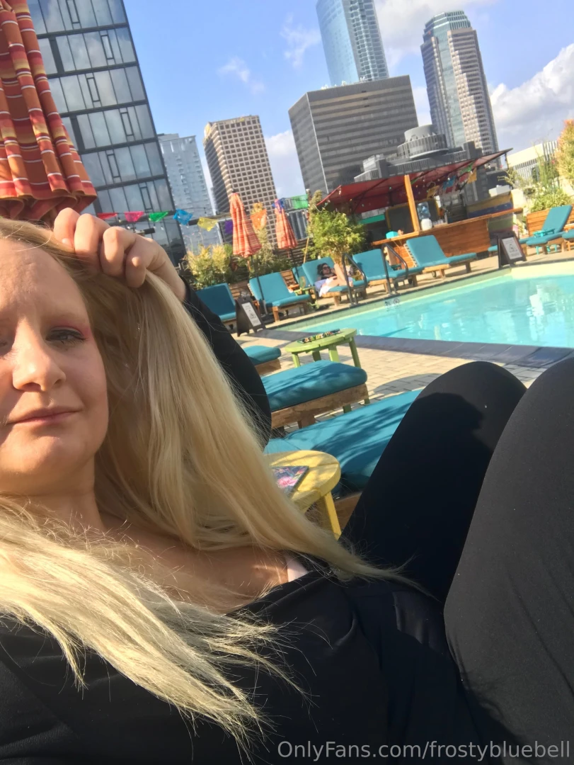 Feel a lot of flashbacks 