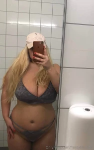 I have lost 2 5 kilos the last days so proud and i will share my body