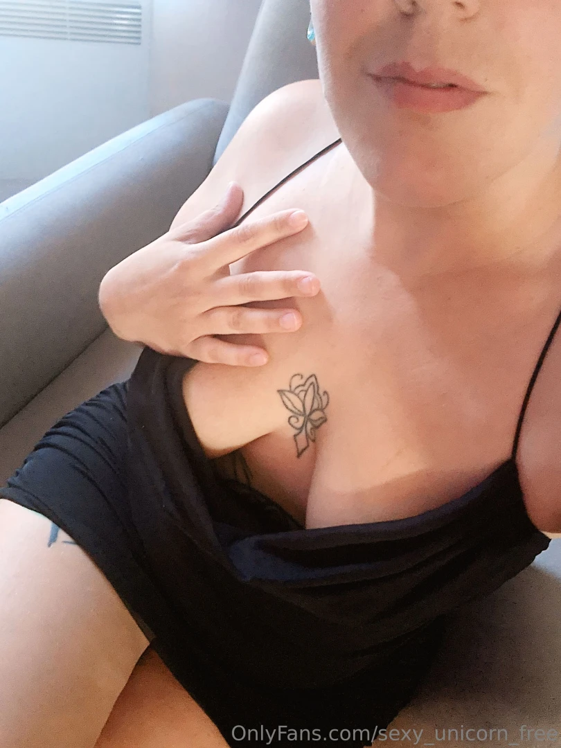 P o v i m trying my little black dress for our date 