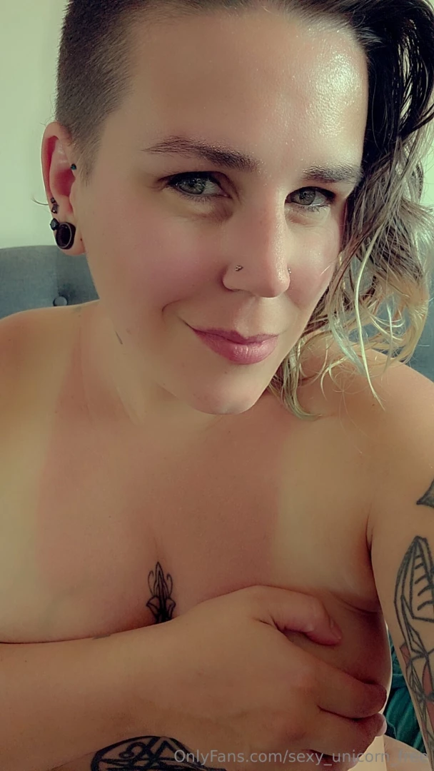 Finally i m starting to tan 