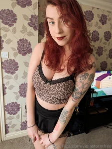 This top makes my titties look great